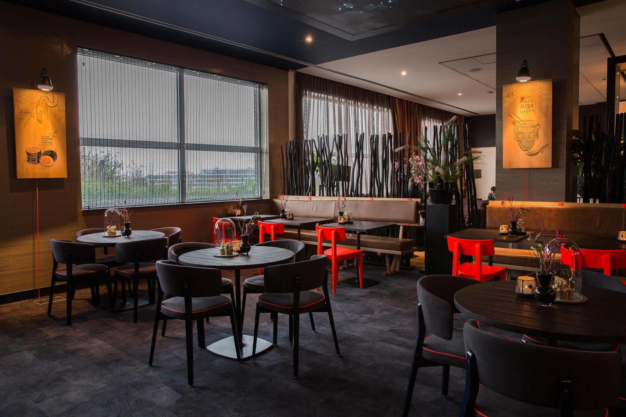 Van Der Valk Hotel Brussels Airport Diegem Bagian luar foto